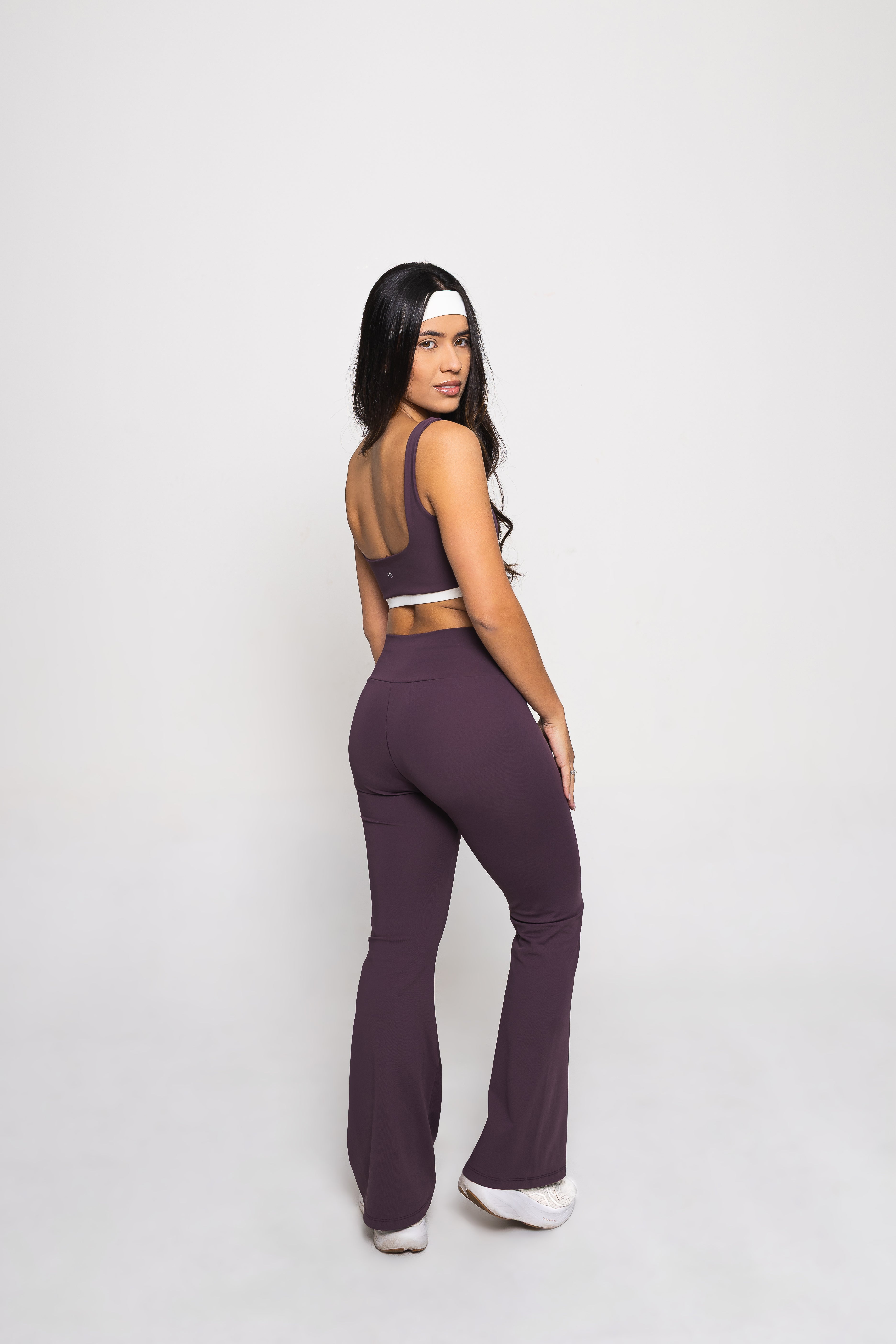 Calça Flare Wellness Roxo Tanino